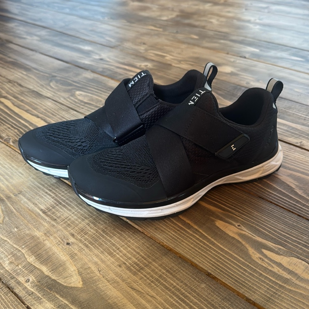 Slipstream black/black TIEM cycle shoes